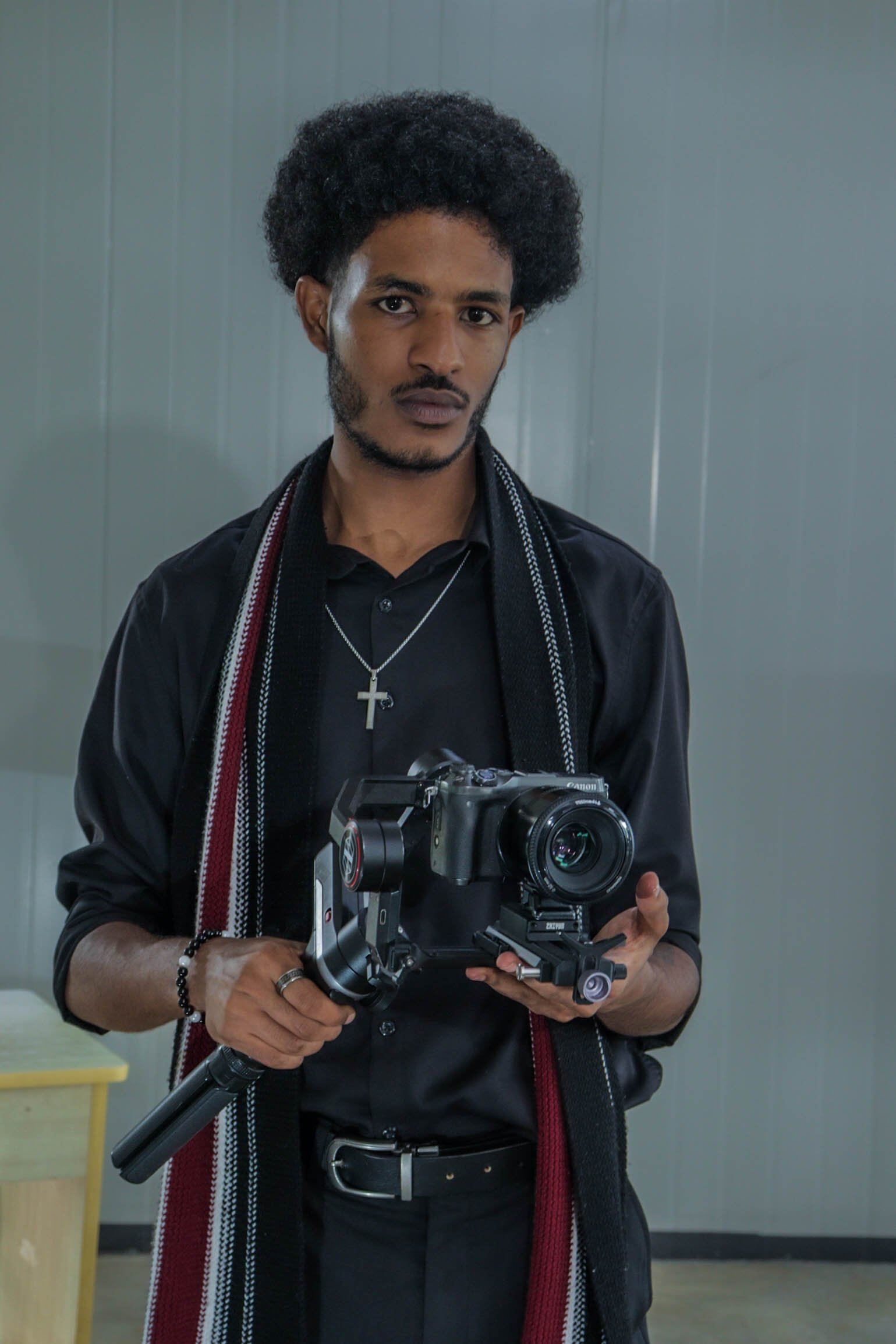 FILM SET-UP AND CREW (7)